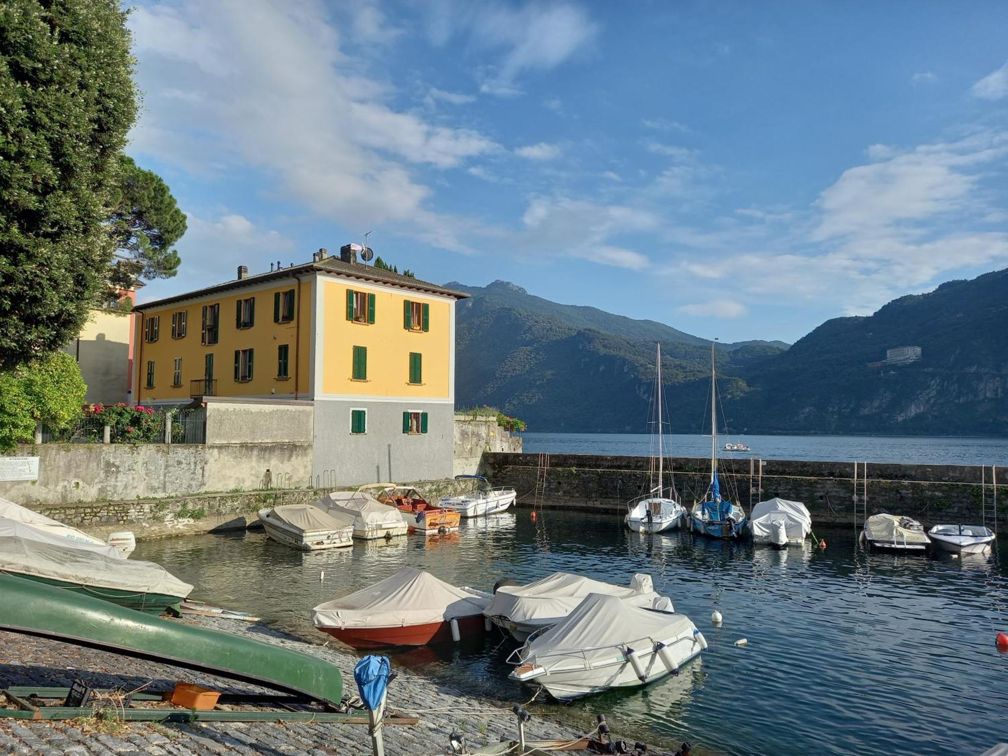 Casetta Del Molo Mandello del Lario Eksteriør bilde